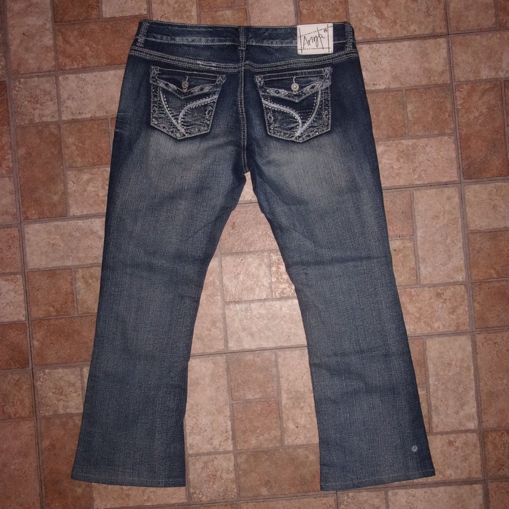 Ariya Jeans